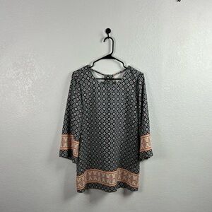 The Impeccable Pig Women’s Navy Tan Geometric Blouse Pull over Sz L Effortless